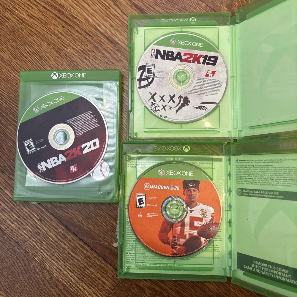 Sports Video‎ game Bundle X Box One Madden NFL 2020, NBA 2019